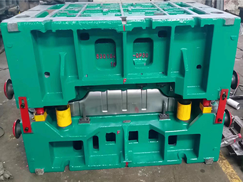 汽車模具